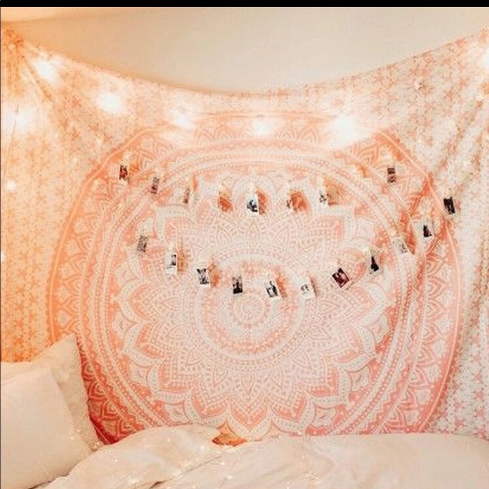 Pink tapestry - Picture 2 of 4